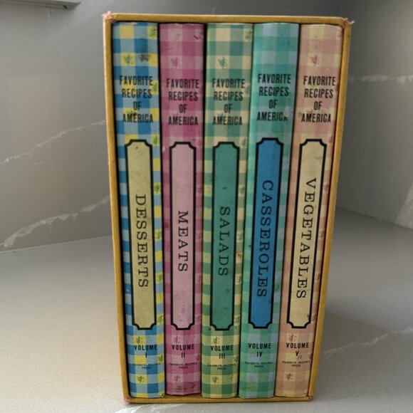 Favorite Recipes Of America 5-Vol Book Set Vintage1968 Hardcover with Box Case - Picture 2 of 10